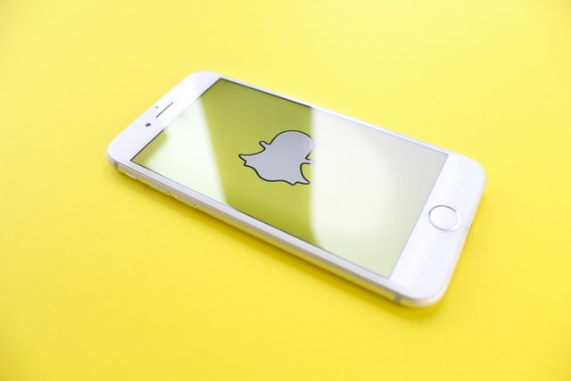 How to Backup Camera Roll to Snapchat